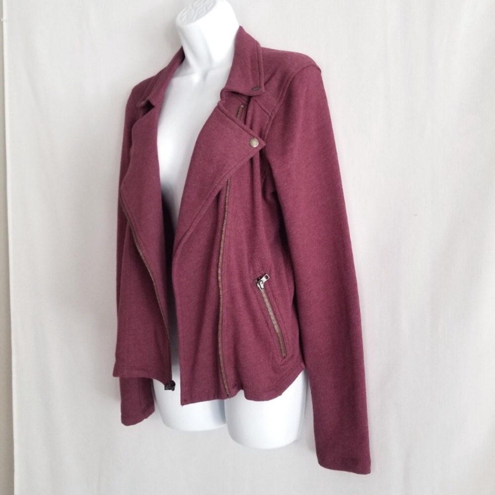 Burgundy jacket - Picture 3 of 8